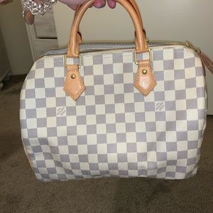 Louis Vuitton Speedy 30